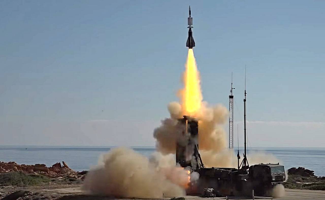 距离能够击落乌克兰弹道导弹的防空系统的到来只剩下不到 2 个月的时间