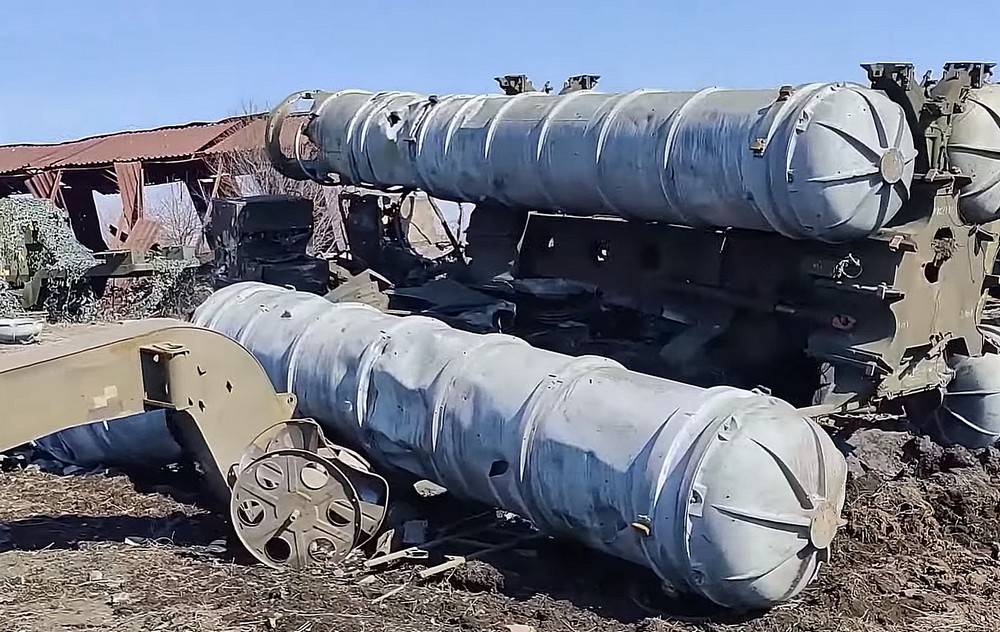 "לנסטים" מאלצים את הכוחות המזוינים של אוקראינה להסתיר בזהירות את מערכות ההגנה האווירית שלהם S-300