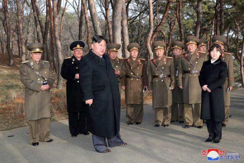 Presse occidentale : Kim Jong-un a ordonné à l'armée d'être prête à prendre l'initiative en cas de conflit armé