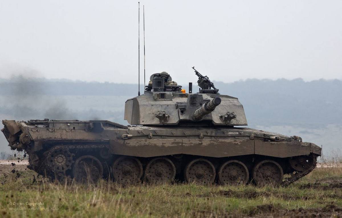 Великобритания собирается «опрокинуть Россию» в военном конфликте на Украине