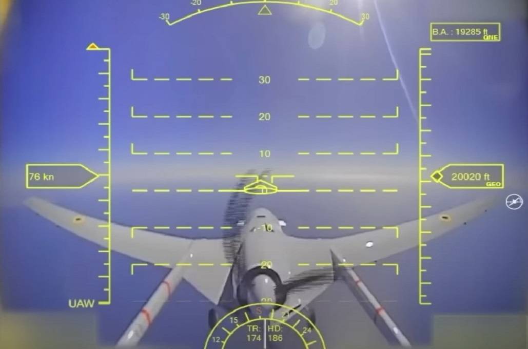 Une autre vidéo avec la participation du Su-27 et d'un drone est apparue sur le Web