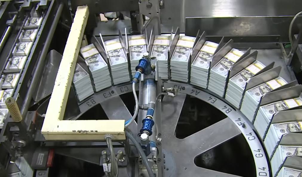 US dollar printing press spins up to full capacity