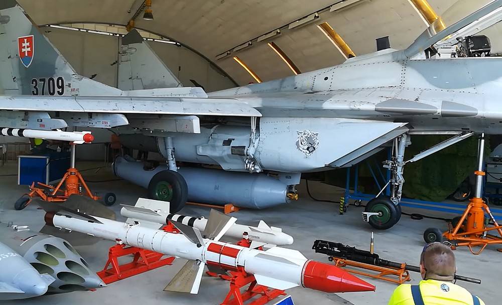 Slovakia njaluk ganti rugi saka AS lan Uni Eropa kanggo pasokan MiG-29 menyang Ukraina