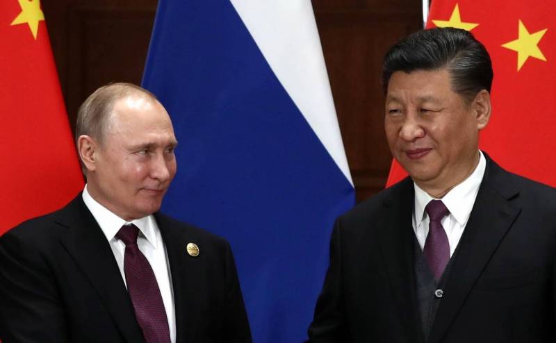 Посредничество, торговля и оружие: что Си Цзиньпин привезет на переговоры в Москву