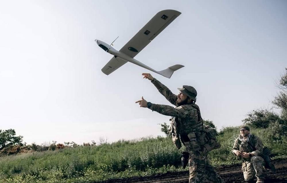 Фп военнослужащих 2023. Drone var Ukrain. Красивый фон по ФП армия.