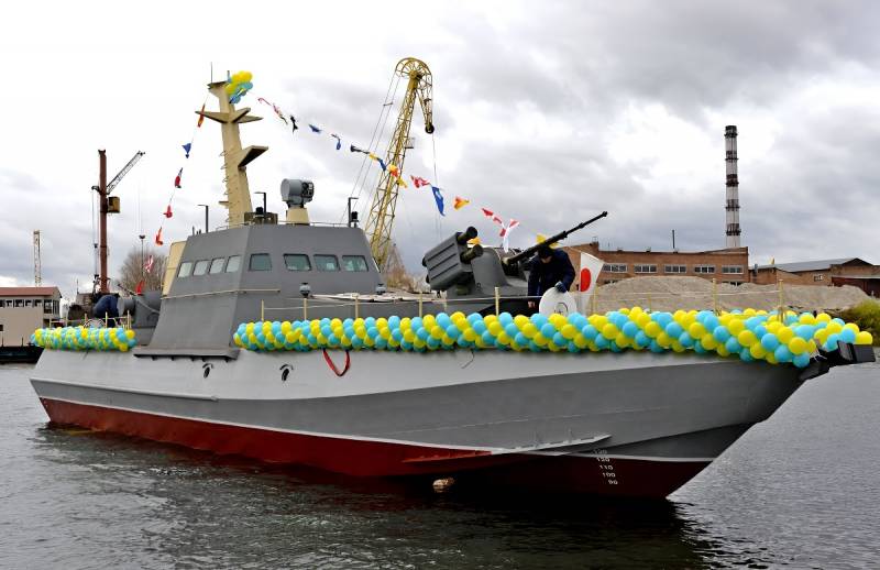 러시아는 임무를 수행하기 위해 우크라이나에서 포획한 Gyurza 보트를 재장비했습니다.