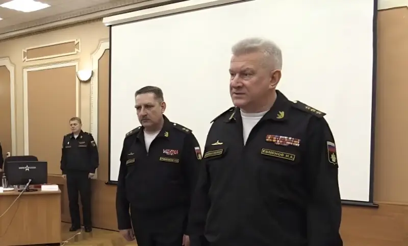 Эксперт указал на несостыковку в якобы имевшем место снятии с должности главкома ВМФ Евменова