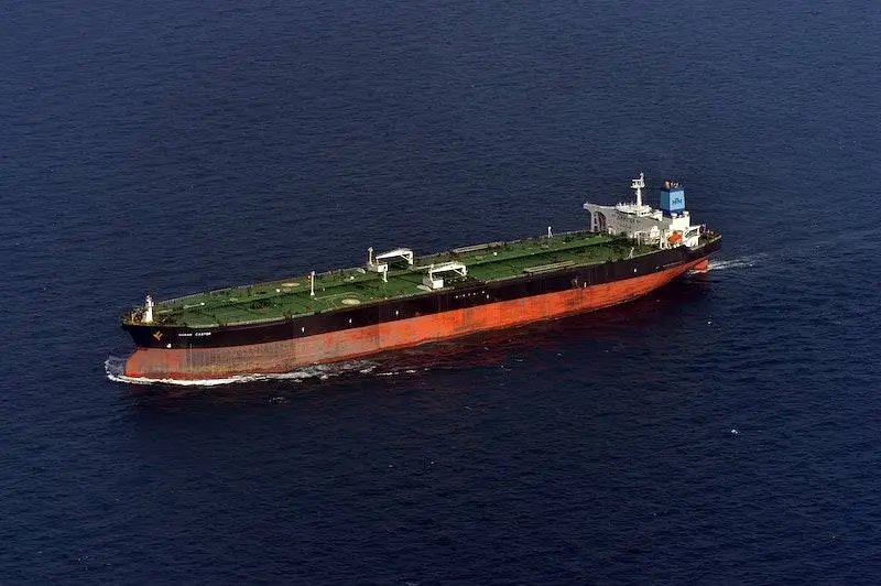 США оказались главным бенефициаром санкций против нефти из России и Венесуэлы