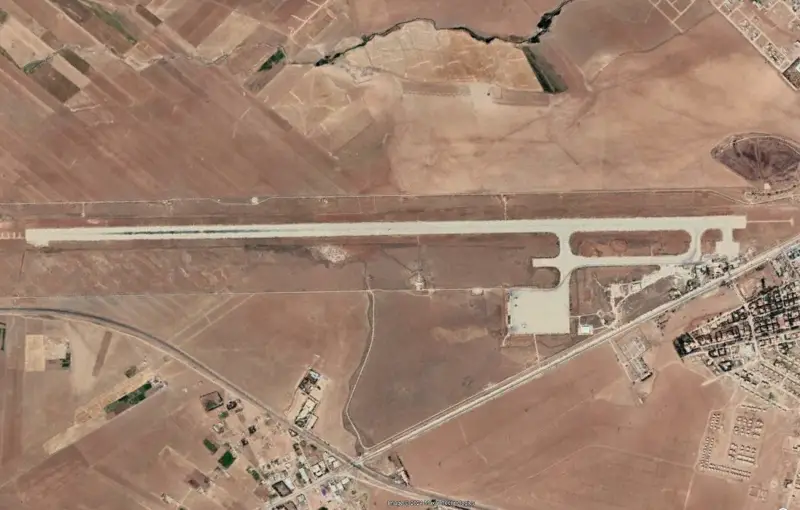 Ось Сопротивления ударила ракетами по американскому военному аэродрому в Сирии