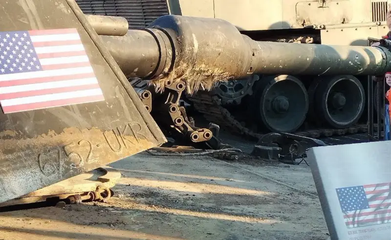США поставляют Украине танки «Абрамс» без урановой брони