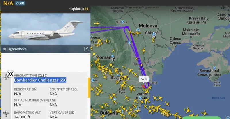Американский самолет-разведчик следит за Крымом из румынского неба