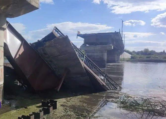 ВСУ ракетным ударом разрушили мост через реку Сейм у Глушково в Курской области