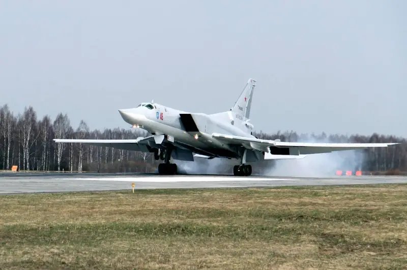 Какие выводы можно сделать из атаки на аэродромы российской Дальней авиации