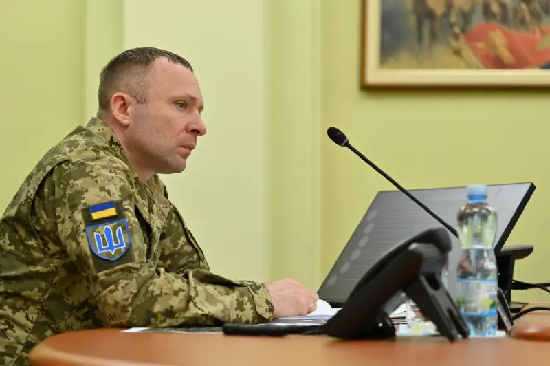 Противоречия в руководстве ВСУ: Сырский и Драпатый по-разному смотрят на действия армии