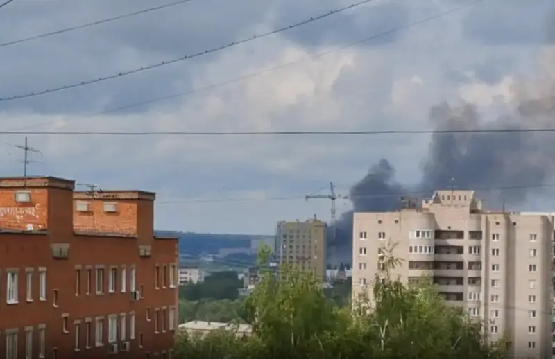 Поражен оборонный завод, три человека погибли, 35 пострадали: в Ижевске рассказали о последствиях атаки БПЛА ВСУ