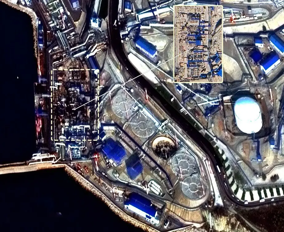 Reuters показало последствия удара ВСУ по нефтяному терминалу «Шесхарис» в Новороссийске