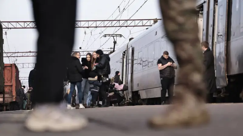 «Ресурсы иссякли»: в Киеве призвали срочно спасать украинские железные дороги