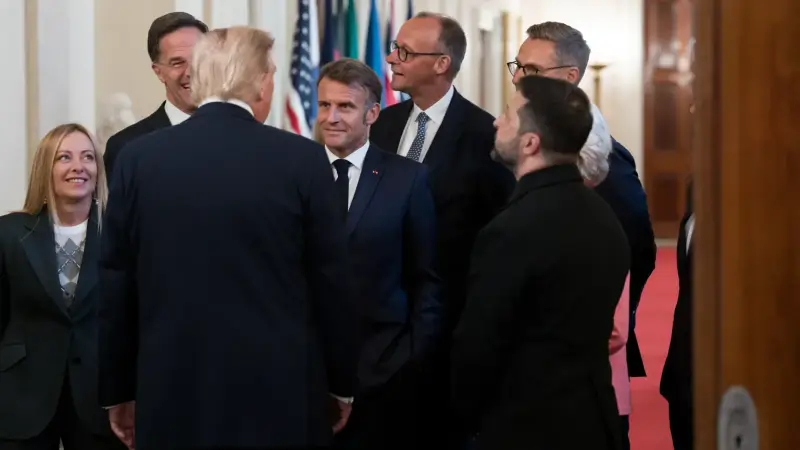 FT назвала три варианта развития событий по плану Трампа