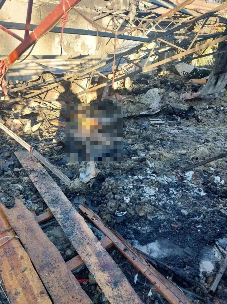 Беспилотники ВСУ атаковали Херсонщину в новогоднюю ночь, убив и ранив десятки мирных жителей