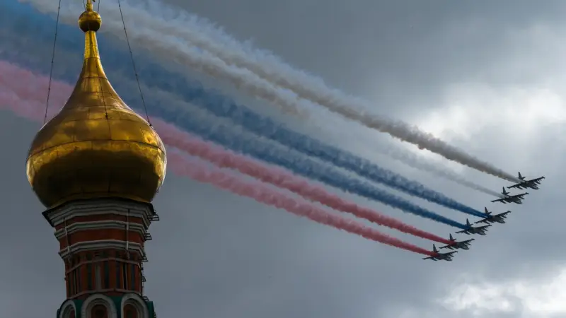 «Армия и монастырь»: философ обозначил новый образец российского общества