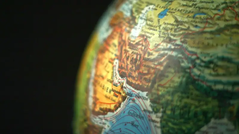 Иран на грани: власть теряет города, на сторону протестующих переходит полиция – СМИ