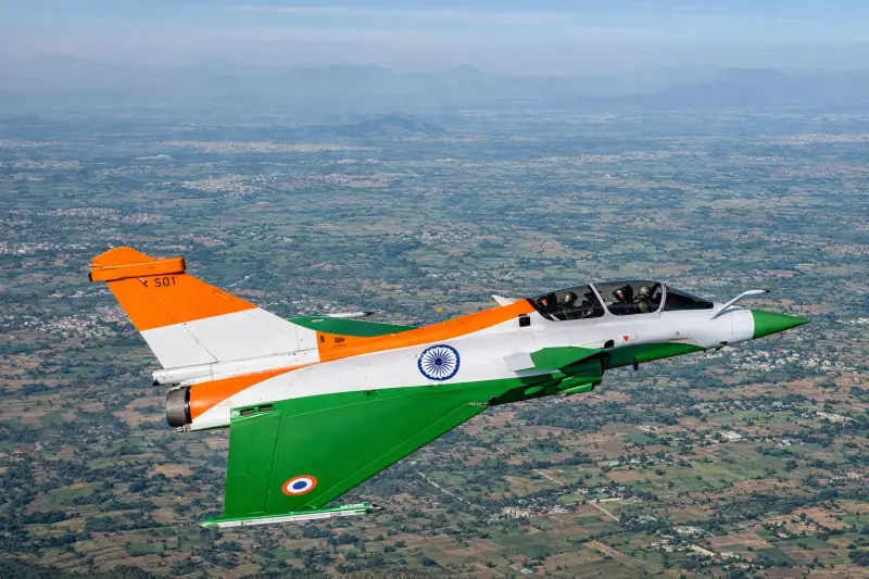 Нью-Дели отказывается от российских нефти и истребителей