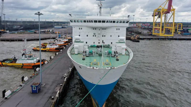 Слишком много зарабатывает: в ЕС снова хотят уничтожить «теневой флот» РФ