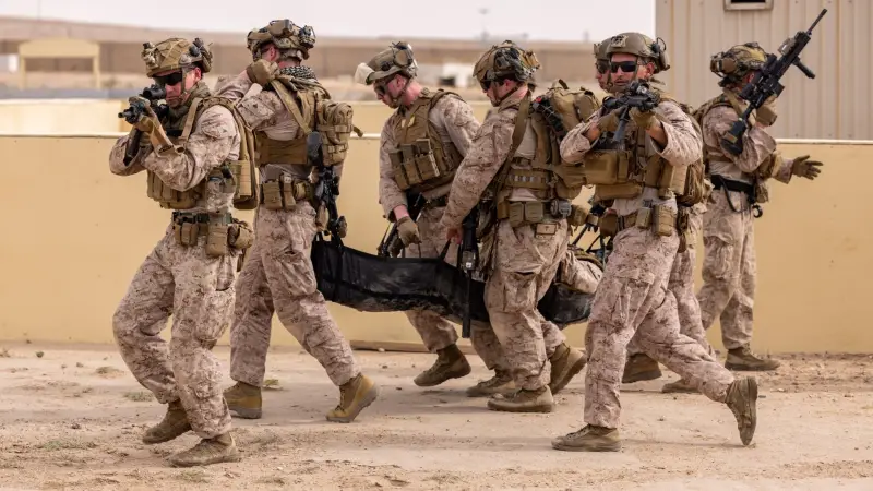 Крупнейший военный госпиталь США в Европе готовится к приему большого числа раненых