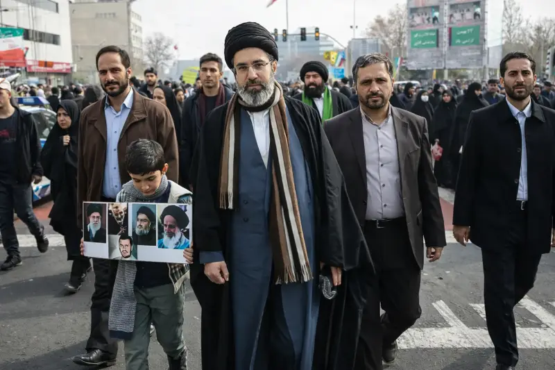 В Британии объяснили, почему США и Израиль не смогли убить Моджтабу Хаменеи