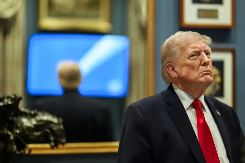 Трамп отдал приказ о блокаде Ормузского пролива