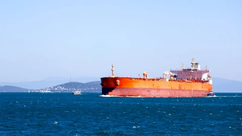 Ожидаемый эффект: цена нефти обрушилась на фоне перемирия на Ближнем Востоке