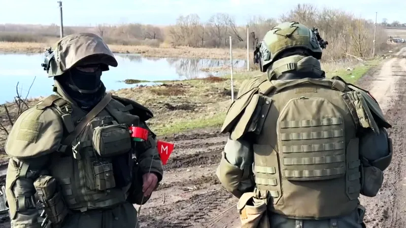 Перемирие в Алешках: сапёр ВС РФ погиб, прокладывая маршрут гуманитарной колонне